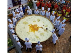 Dà Nang : Le "banh xèo" le plus grand du Vietnam