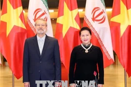 Entretien entre Nguyên Thi Kim Ngân et Ali Ardeshir Larijani