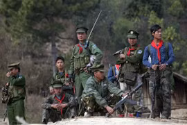 Myanmar : sept groupes armés s’engagent à maintenir des négociations de paix avec le gouvernement