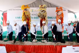 Binh Thuân : Mise en chantier de la centrale solaire de Sông Luy 1