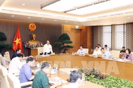 Le PM Nguyen Xuan Phuc préside une réunion sur la préparation du WEF-ASEAN