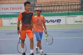 Quoc Uy et Thien Quang remportent le Championnat de tennis U14 d’Asie 2018 - Groupe 2