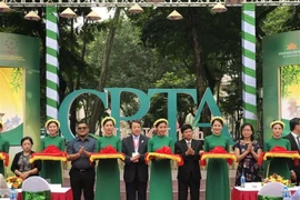 Les villes asiatiques font leur promotion lors d'une exposition touristique à Hanoï