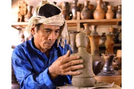 Élaboration du dossier sur l’art de la céramique des Chams pour le soumettre à l’UNESCO