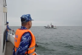 Les garde-côtes vietnamiens et chinois effectuent une patrouille conjointe