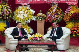 Hô Chi Minh Ville félicite le Laos pour sa 45e Fête nationale 