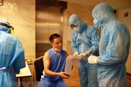 HCM-Ville et Dong Nai accueilleront des milliers d'experts étrangers de retour au travail