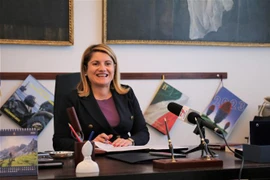 Un vice-ministre italien des AE apprécie le bel essor des relations Vietnam - Italie