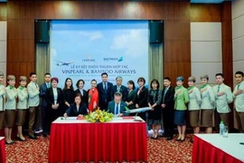 Bamboo Airways et Vinpearl coopèrent pour développer des produits touristiques et aériens