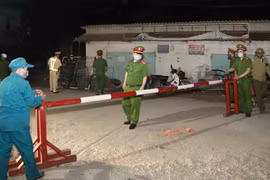 COVID-19: Vinh Phuc inspecte les étrangers en séjour irrégulier 