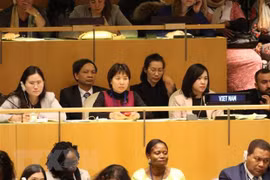Le Vietnam co-organise un événement sur les contributions des femmes dans l’industrie