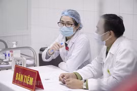 COVID-19 : l’injection de la 2e dose du vaccin Nano Covax à 20 volontaires 