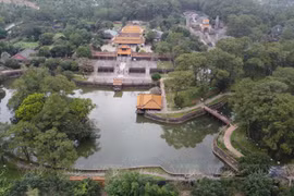  Khiêm Lăng, romantisme du mausolée royal de Hué