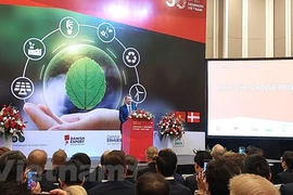 Des entreprises vietnamiennes et danoises signent 14 protocoles d'accord sur l'économie verte