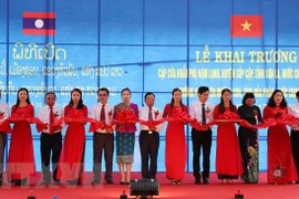 Ouverture de la paire de portes frontalières internationales Nam Lanh – Muong Po
