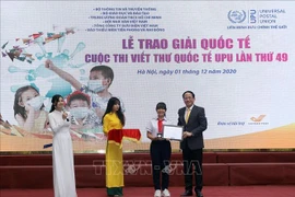 Une collégienne vietnamienne gagne le 3e prix du 49e concours de l'UPU 