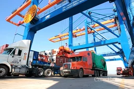 Excédent commercial d’environ 1,4 milliard de dollars en janvier