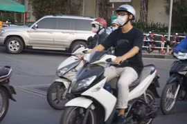 HCM-Ville: Le port du masque est obligatoire dans les lieux publics sous peine d'amende