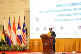Ouverture de la 54e réunion des ministres de l'Économie de l'ASEAN au Cambodge