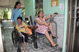 Un chercheur japonais aide le Vietnam à prévenir des maladies liées à l’agent orange