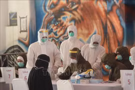 COVID-19 : baisse du nombre de cas d’infection dans certains pays d’Asie du Sud-Est