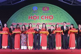 Promotion de l’agriculture high-tech et des produits agricoles sécuritaires dans le Centre