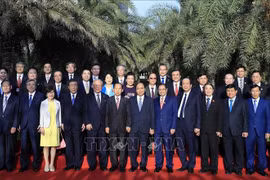 Le PM Nguyen Xuan Phuc reçoit le secrétaire général Parti libéral-démocrate japonais