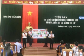 Quang Binh s'efforce de prévenir la noyade et la maltraitance des enfants