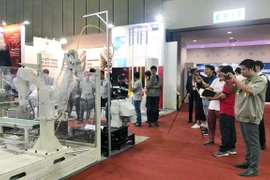 Ouverture d’une série de salons sur l’industrie auxiliaire à Ho Chi Minh-Ville