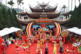 La fête de la pagode des Parfums : retour en terre bouddhique