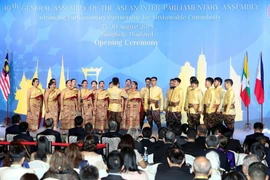 La présidente de l'AN Nguyen Thi Kim Ngan participe à l'AIPA 40
