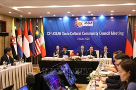Le Laos soutient le plan de l'ASEAN sur le développement des ressources humaines