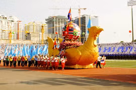 Le Cambodge célèbre le 40e anniversaire de la victoire sur le régime génocidaire 