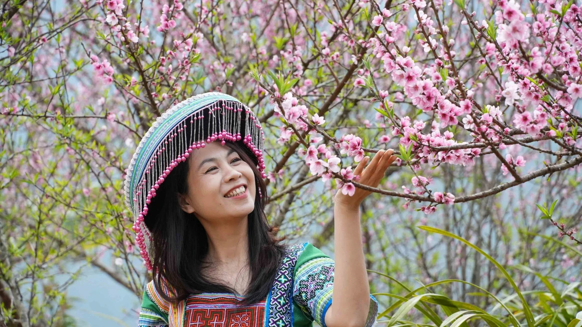 Lai Chau : Les pêchers en fleurs illuminent le village touristique de Sin Suoi Ho