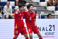 L'équipe féminine vietnamienne de futsal célèbre sa victoire contre l'Indonésie - Photo : FA Thaïlande