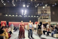 De nombreuses collections de mode ont été présentées lors de VIATT 2026. Photo: VNA