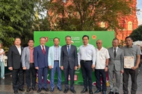 L'ambassadeur du Vietnam en Russie Dang Minh Khôi a souligné que le succès de l'événement était dû au consensus et aux contributions actives de la communauté vietnamienne en Russie. Photo: VNA