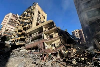 Scènes de destruction après des frappes aériennes israéliennes dans le quartier d’Aïcha Bakkar, au centre de Beyrouth, au Liban. Photo: Xinhua/VNA