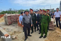 Le vice-Premier ministre Ho Quoc Dung a demandé la province de Gia Lai d'achever de la campagne Quang Trung d'ici le 15 janvier. Photo : VNA