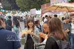 De nombreux Japonais au festival. Photo : VNA