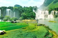 En aval de la cascade de Ban Giôc, à Cao Bang. Photo: hitour.vn