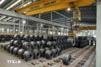 Le Vietnam envisage de développer des produits sidérurgiques de haute qualité. Photo: VNA