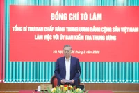 Le secrétaire général du Parti, Tô Lâm, s’adresse à la réunion avec la Commission d’inspection du Comité central du Parti, à Hanoi, le 5 mars. Photo : VNA