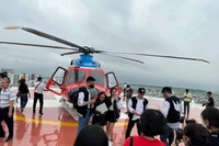 Hô Chi Minh-Ville prévoit de relancer des visites en hélicoptère à partir de mars, avec des prix débutant à 3 millions de dôngs. Photo : cafef.vn