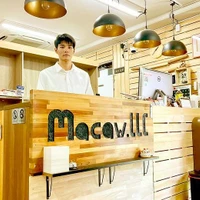 Ngo Ngoc Khanh, propriétaire de la librairie Macaw. Photo: I LOVE VIETNAM
