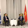 Le ministre des Finances, Ngo Van Tuan, a tenu une réunion de travail avec les dirigeants de l'université RMIT, notamment le professeur Alec Cameron, vice-président et président de l'université. (Photo : tapchikinhtetaichinh.vn.)