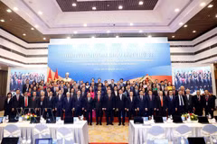 Les délégués lors de la 33e Conférence diplomatique. Photo: VNA