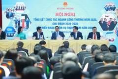 Le Premier ministre Pham Minh Chinh à la conférence -bilan des activités du ministère de l'Industrie et du Commerce en 2025 et du déploiement des principales tâches pour 2026. (Photo : VNA)