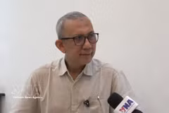 Beni Sukadis, coordinateur principal de l'Institut indonésien de défense et d'études stratégiques (LESPERSSI), lors d'un entretien accordé à la VNA en Indonésie. Photo: VNA