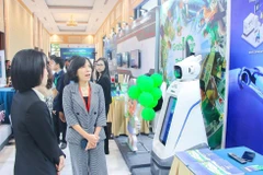 Le Forum sur l'application du commerce électronique et des technologies numériques 2025 vise à orienter les solutions innovantes pour le commerce électronique et l'économie numérique vietnamienne. Photo : Agence du commerce électronique et de l'économie numérique du Vietnam